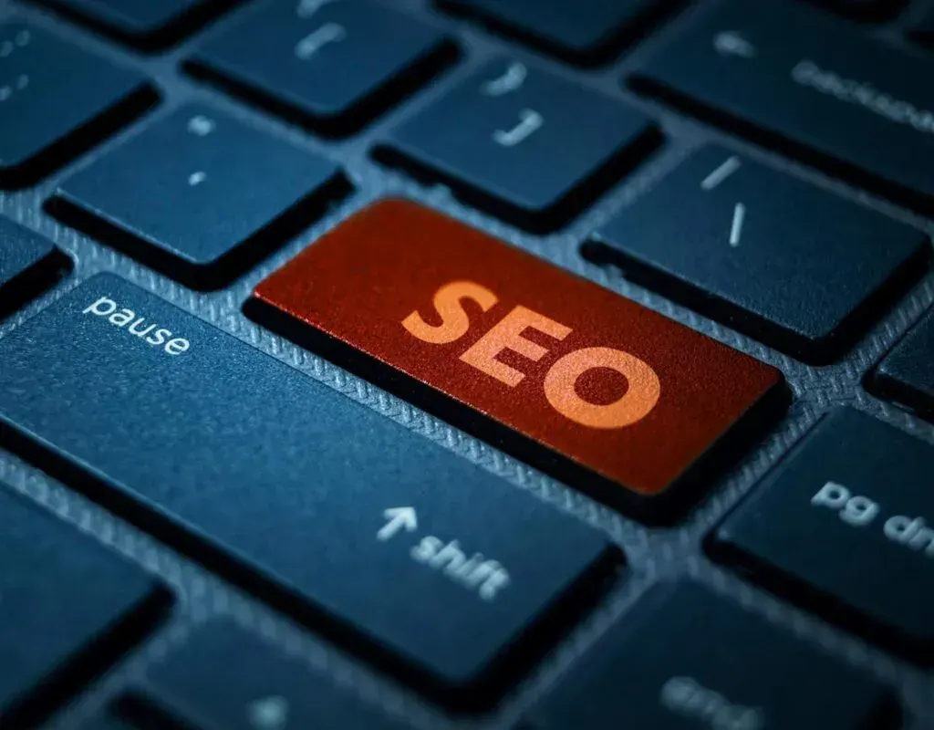 Toetsenbord met een SEO-toets
